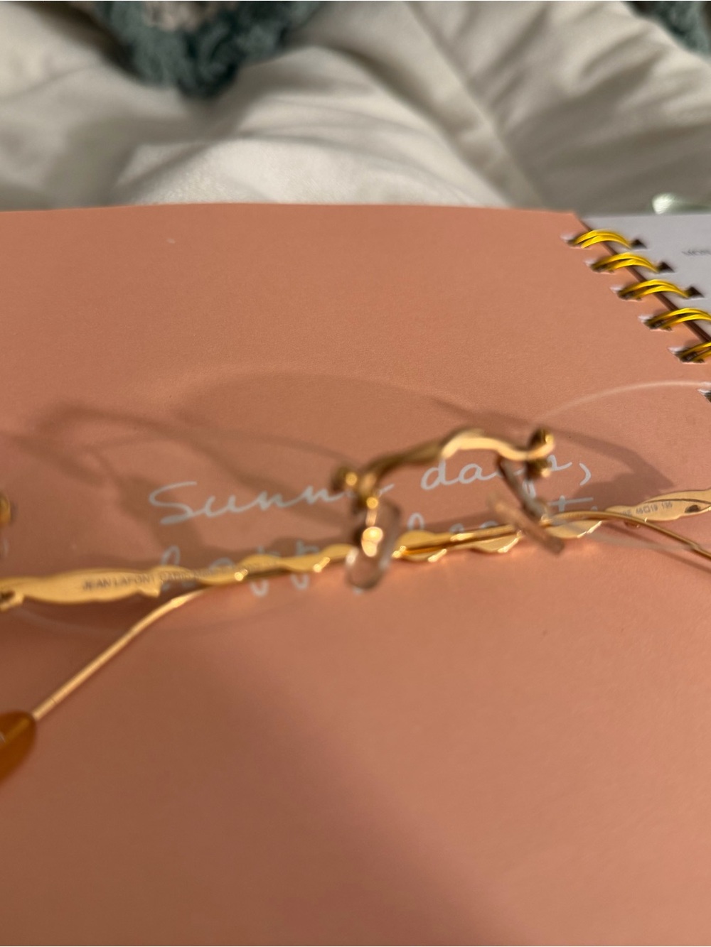 Women’s Gold Metal Wire Sunglasses with Twisted Temples